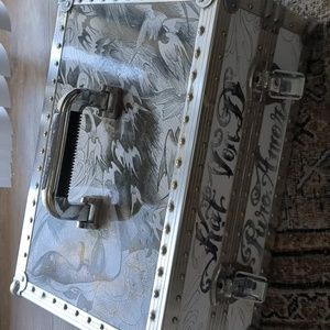 Kat von d makeup traincase